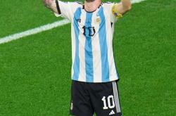 英雄联盟总决赛2025-世界杯球员突破自我，表现堪称完美的简单介绍