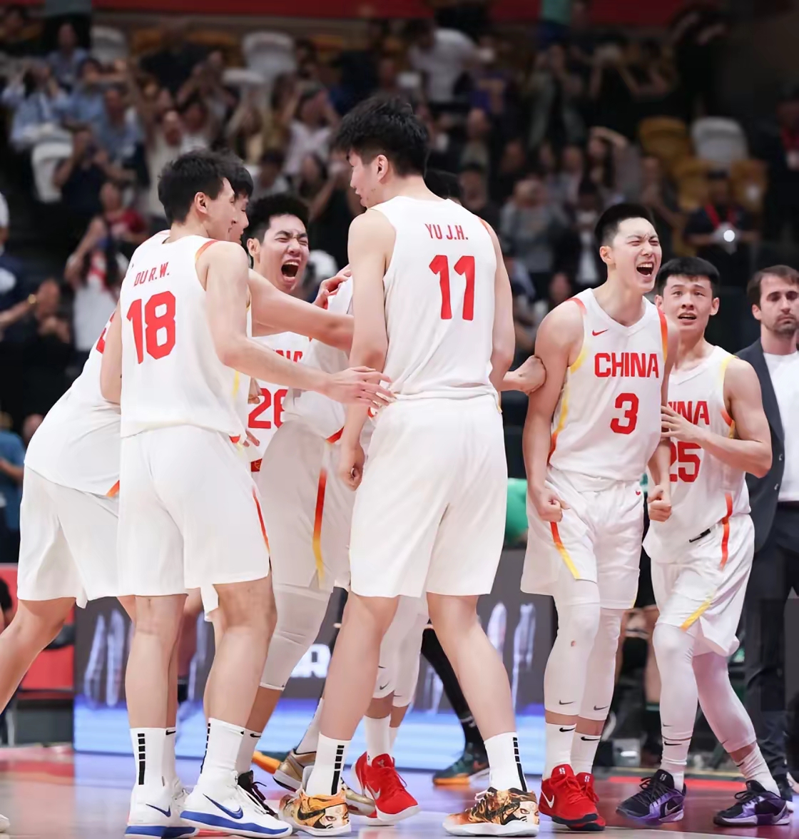 关于辽宁男篮身手不凡，稳步迈向胜利的信息