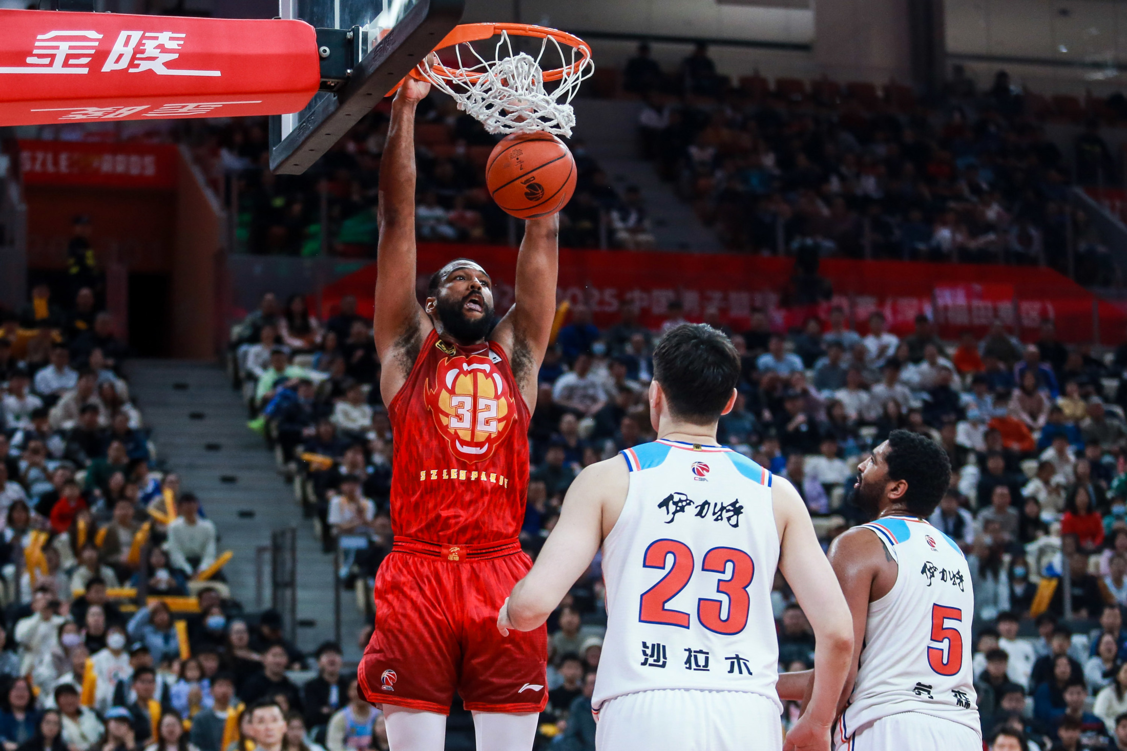 新疆队客场失利，需总结教训迎战新对手