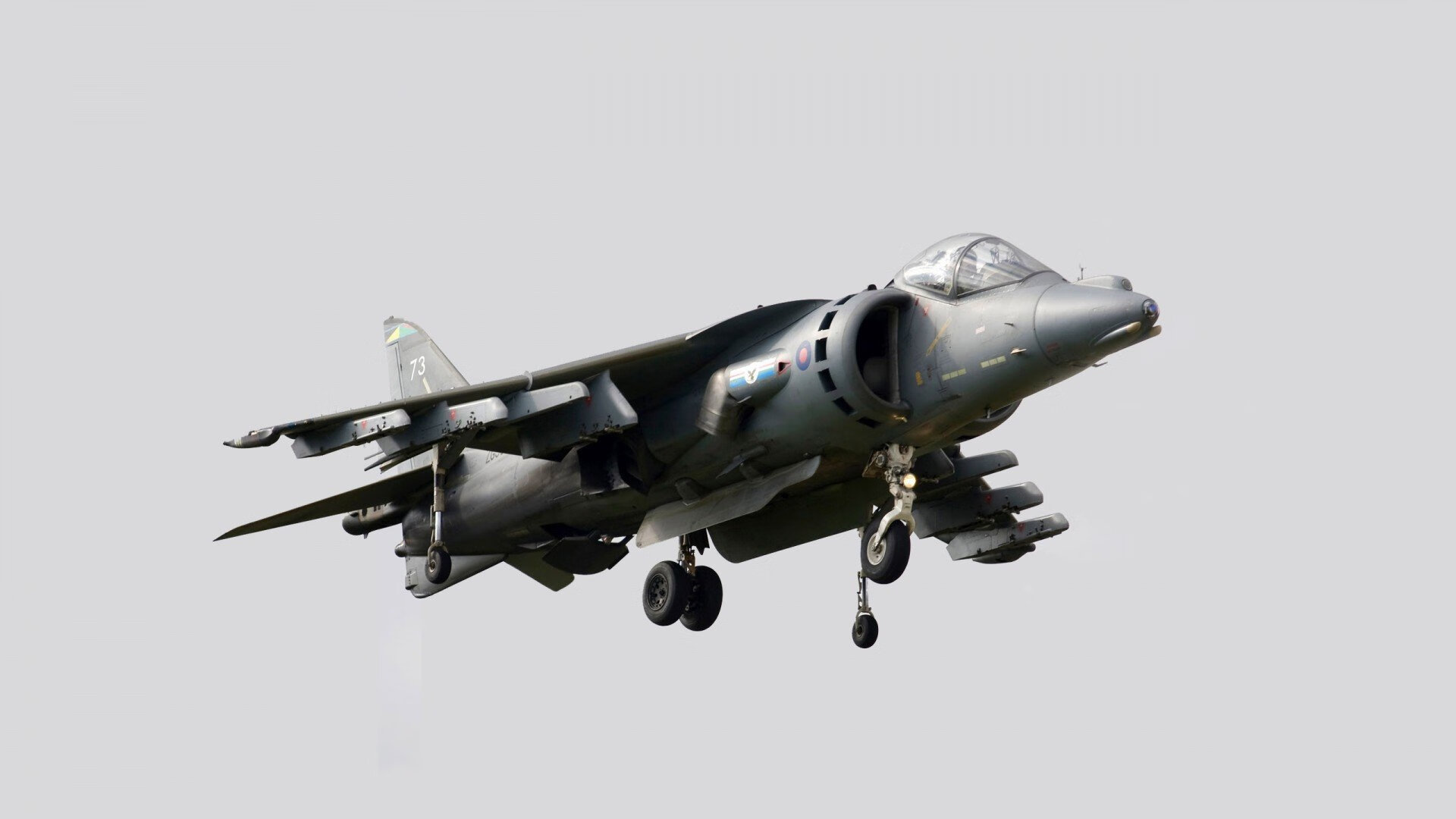 狭路相逢勇者胜,乔治在焦点对决中完成破茧证明