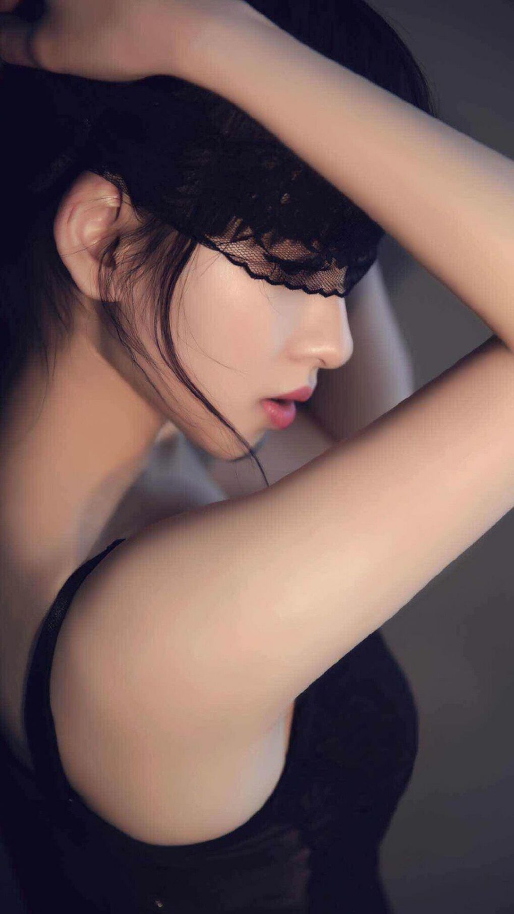 绝境突围，前F2冠军布鲁诺F1新赛季揭幕战封神夜