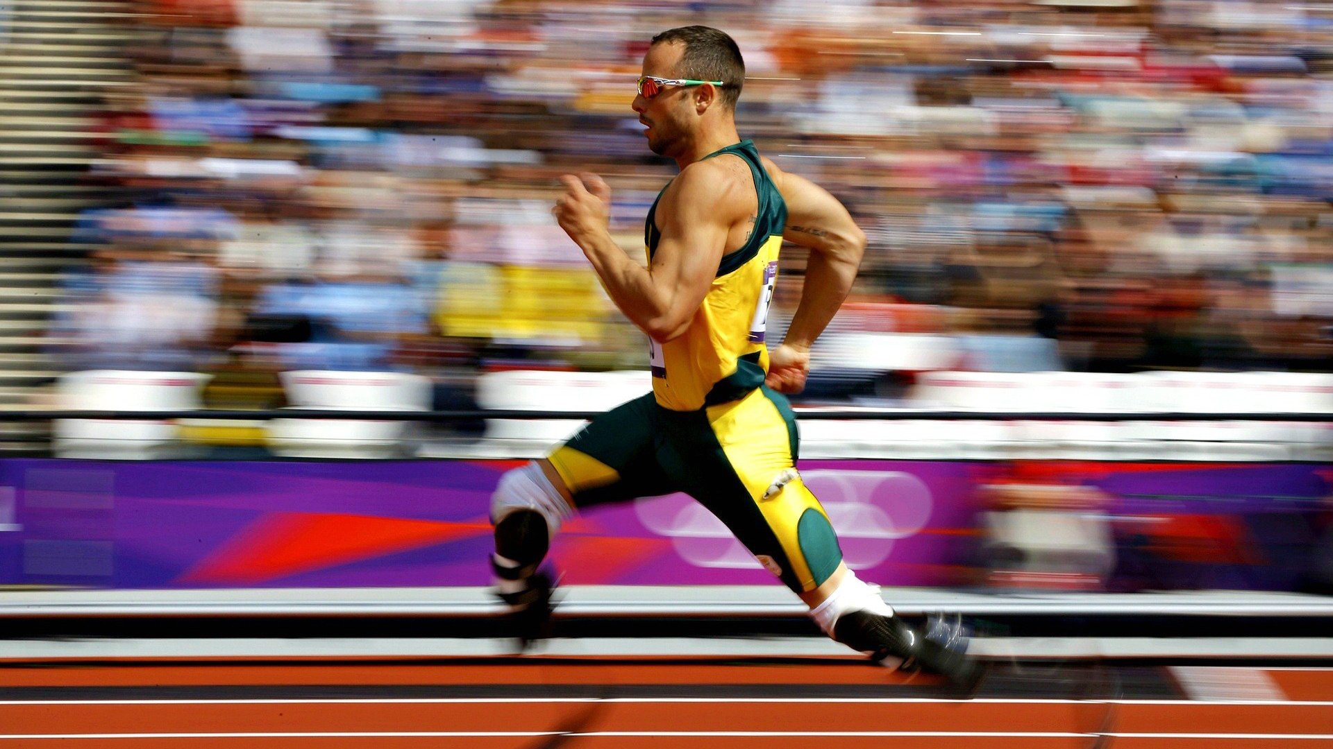 蓝宝石与蓝玫瑰的碰撞，两个大陆的同一种足球心跳