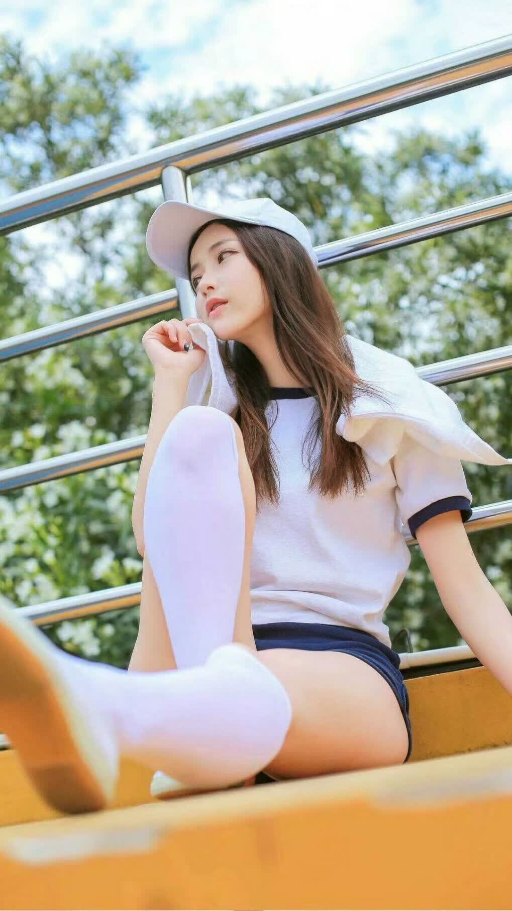 一堂价值1.8亿的足球课，当姆巴佩用教科书式表现定义唯一性