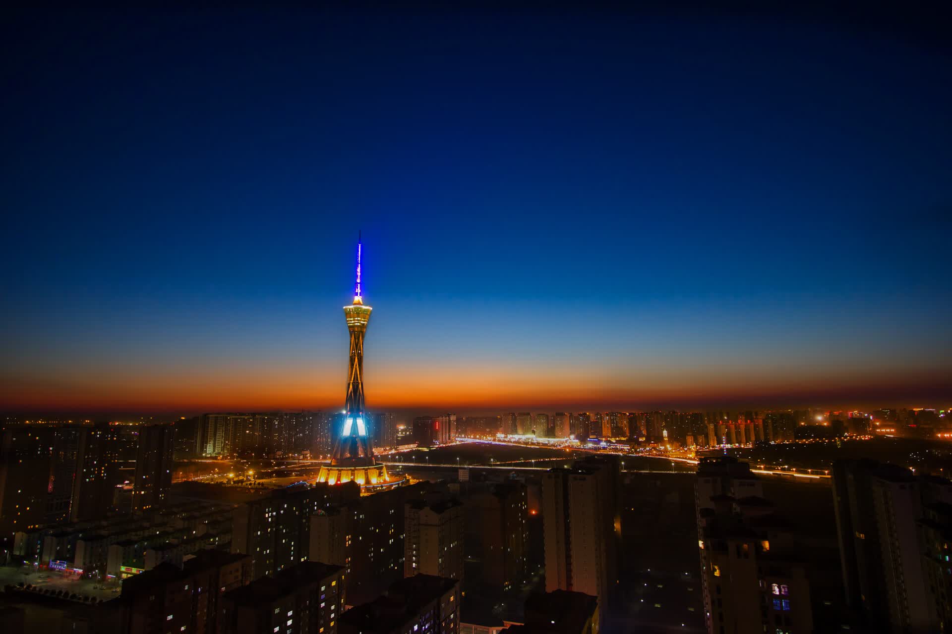 门神的孤城，库尔图瓦一己之力，丹麦惊天逆转印度，铸就2026世界杯最燃一夜