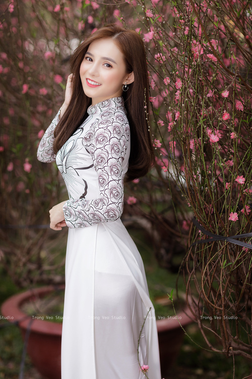 绝境之光，当塞尔维亚的铁蹄踏碎北非幻梦，吉鲁的领袖之刃划破2026世界杯的星空